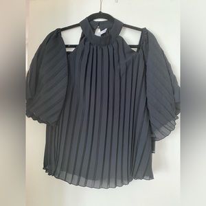 Greyson Threads Ladies cold shoulder pleated blouse